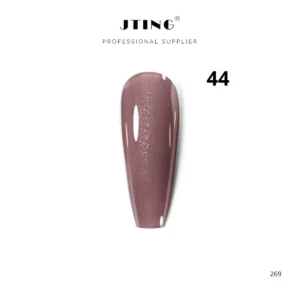 Vernis à ongles classique longue tenue, séchage rapide et haute brillance, disponible chez Cosminty Réunion (974)