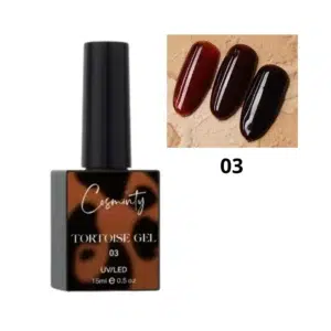 Vernis à ongles gel translucide ambre Tortoise n°03 pour effet écaille de tortue, flacon et rendu sur ongle, disponible chez Cosminty Réunion.