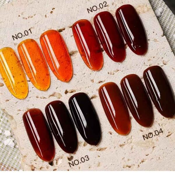 Manucure tortoise : aperçu des quatre styles de gel vendus sur le site Cosminty