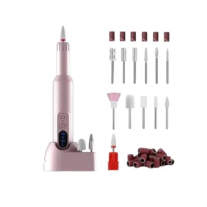Kit mini ponceuse à ongles rose avec embouts de polissage et fraises interchangeables.