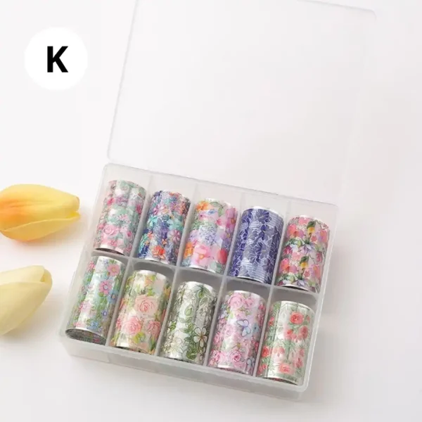 Coffret de papiers foils professionnels pour transfert sur ongles, diverses couleurs et effets miroirs, disponible chez Cosminty Réunion.