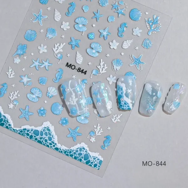 Planche de stickers autocollants 5D relief thème mer bleu lagon hippocampes coquillages et vagues turquoises MO-844 avec démonstration sur capsules blanches et bleues, Cosminty matériel onglerie La Réunion 974.